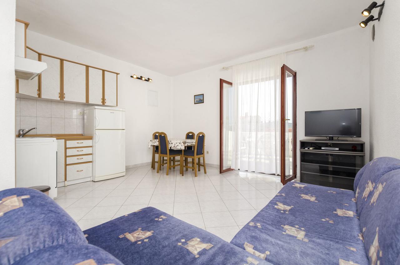 פירובאץ Apartments Mime מראה חיצוני תמונה